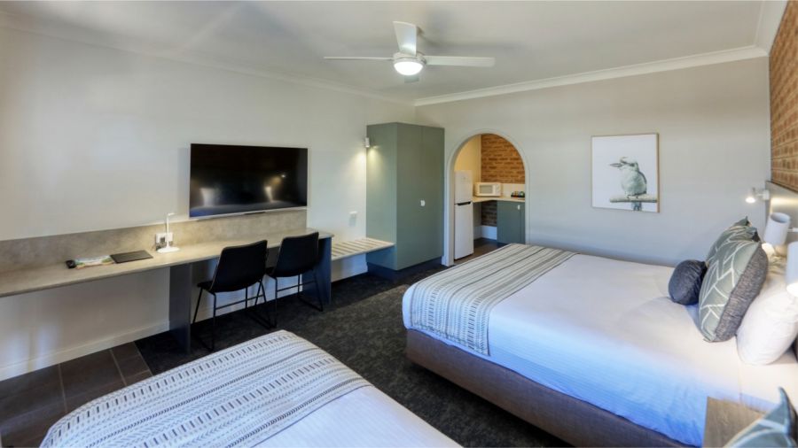Deluxe Twin Room